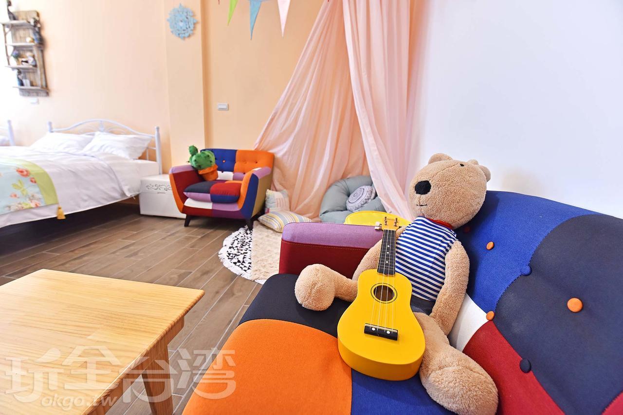 夏日澄藍the Charming Land Apartamento Baisha Exterior foto